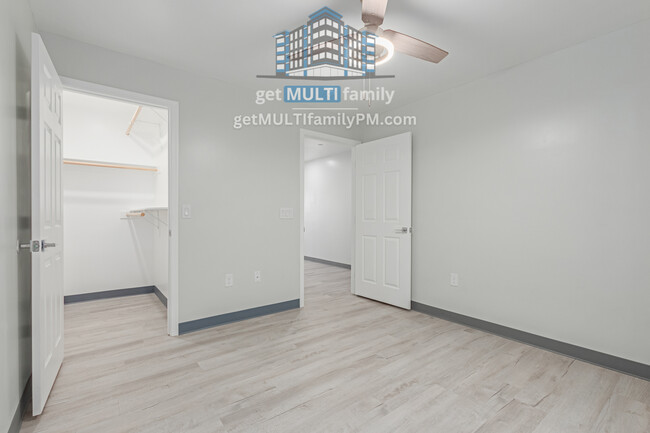 Building Photo - Modern 2-Bed 2-Bath Apartment Built in 2024