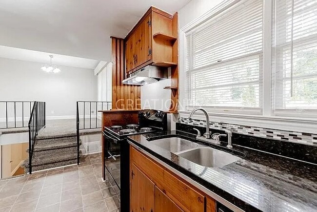 Building Photo - 1317 HardScrabble Road, 29203; #1686 - 1686