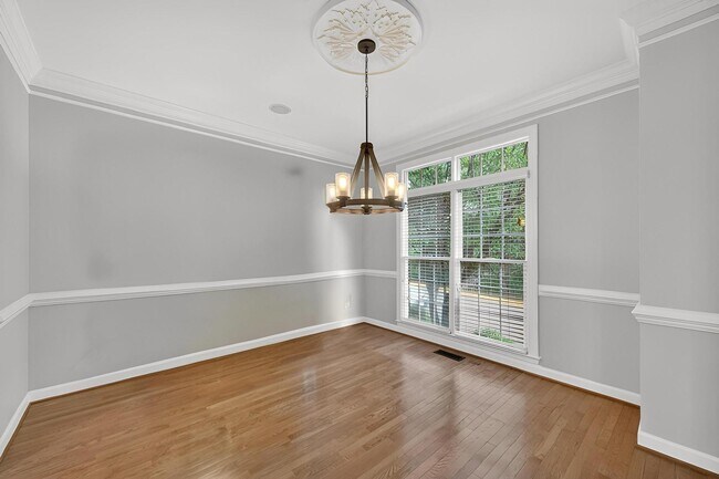 Building Photo - 3980 Ballynahown Cir