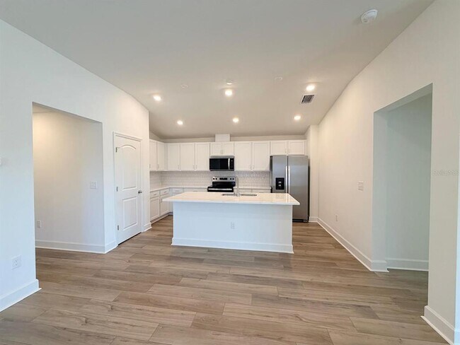 Building Photo - 10423 Plumbago Ln