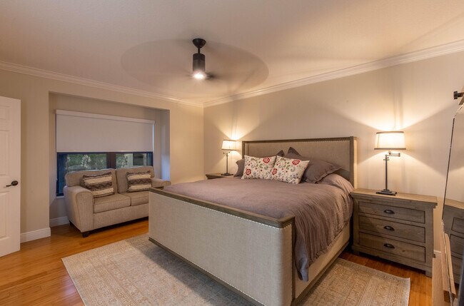 Building Photo - 13400 Polo Rd W