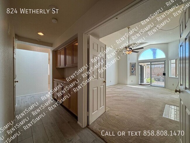 Building Photo - 824 Wetherly St