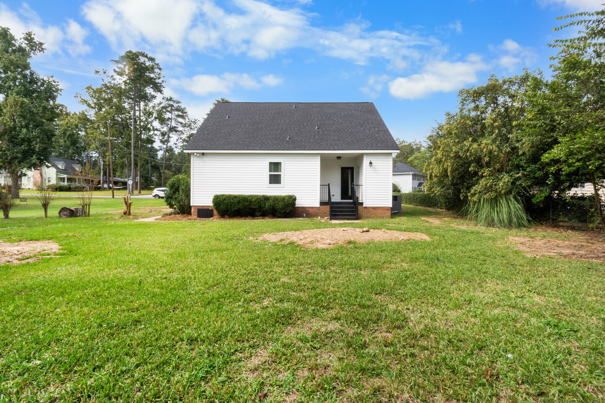 Building Photo - 408 Kemp Dr
