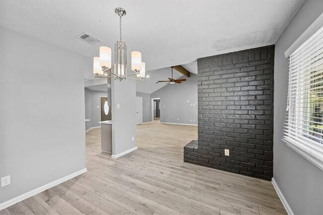 Building Photo - 835 Mayweather Ln