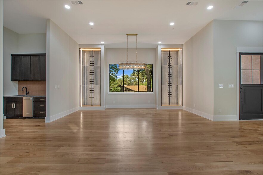 Building Photo - 4208 Allencrest Ln