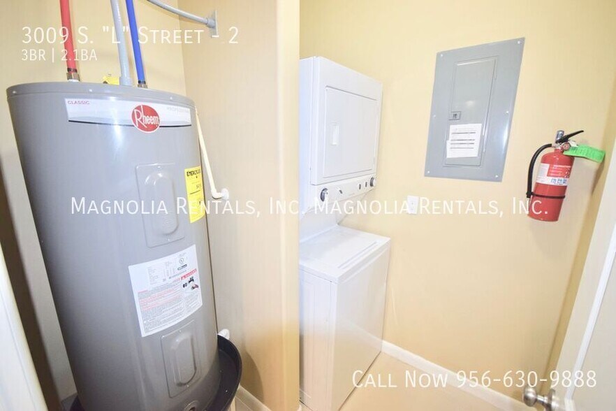 Building Photo - 3009 S L St