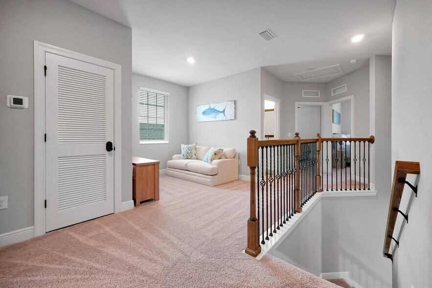 Building Photo - 7692 Somersworth Dr