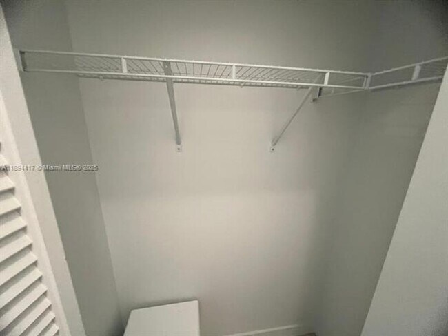 Building Photo - 7661 NW 107th Ave