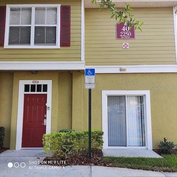 Building Photo - 2250 San Vital Dr