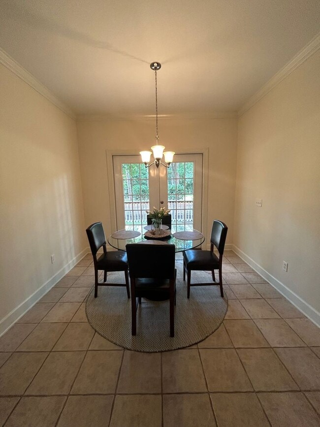 Building Photo - Tartan Pines, Rosemount Court, Enterprise, AL