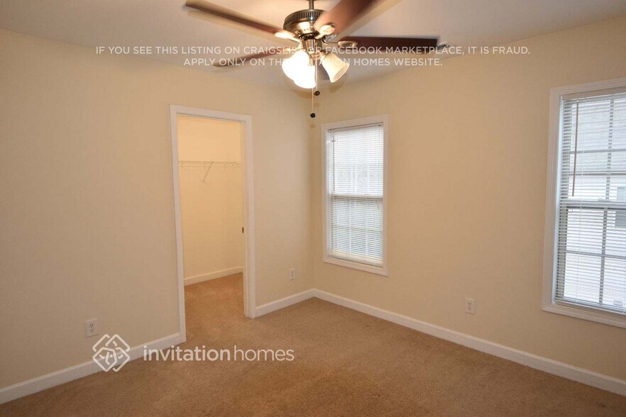 Building Photo - 335 Oak Alley Trail