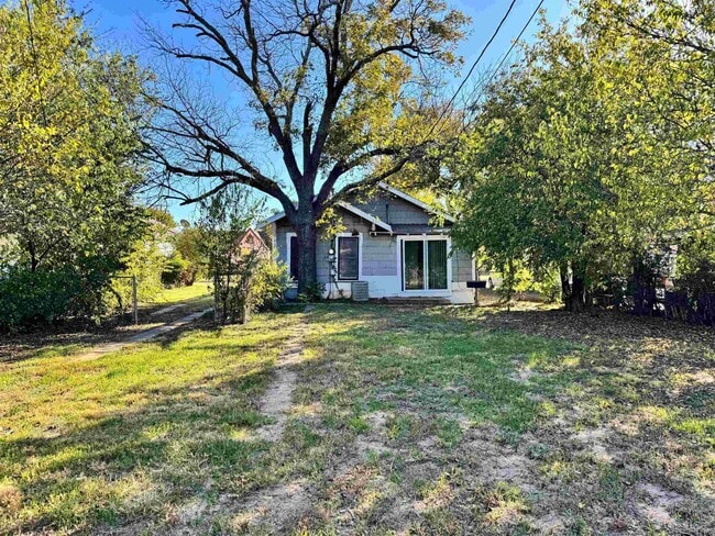 Building Photo - 3102 Cumberland Ave