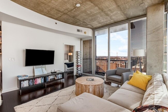 Building Photo - 855 Peachtree St NE