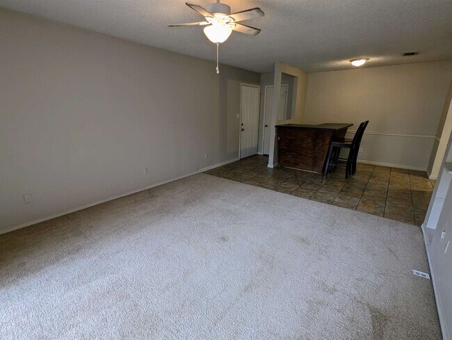 Building Photo - 7002 Lanier Dr