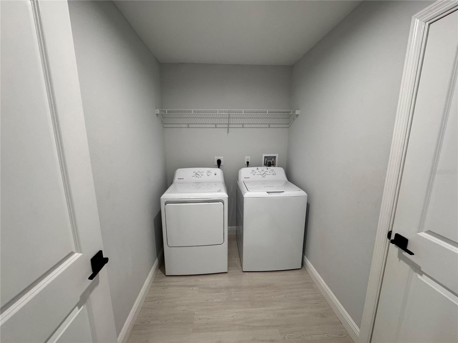 Building Photo - 4100 Mendoza Ave