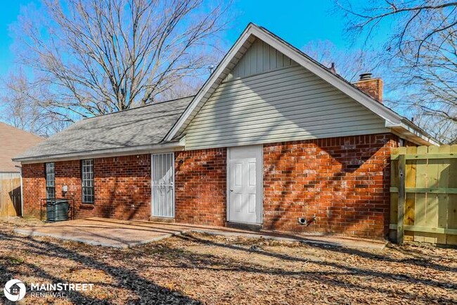 Building Photo - 2101 ROSE GARDEN CV, Memphis, TN 38133