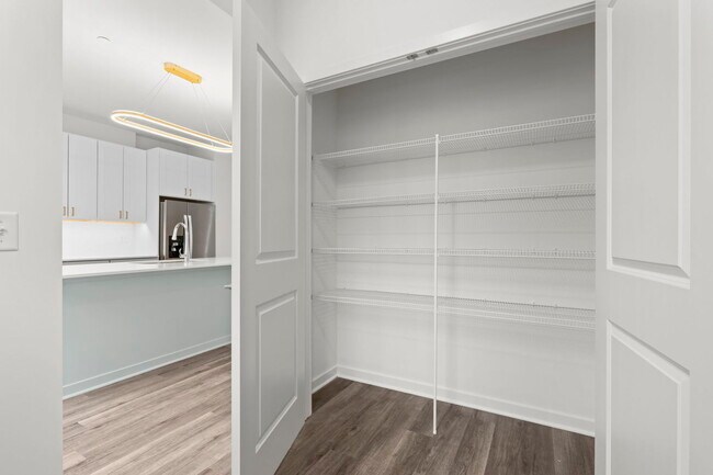 Building Photo - 103 E Crystal Lake Ave