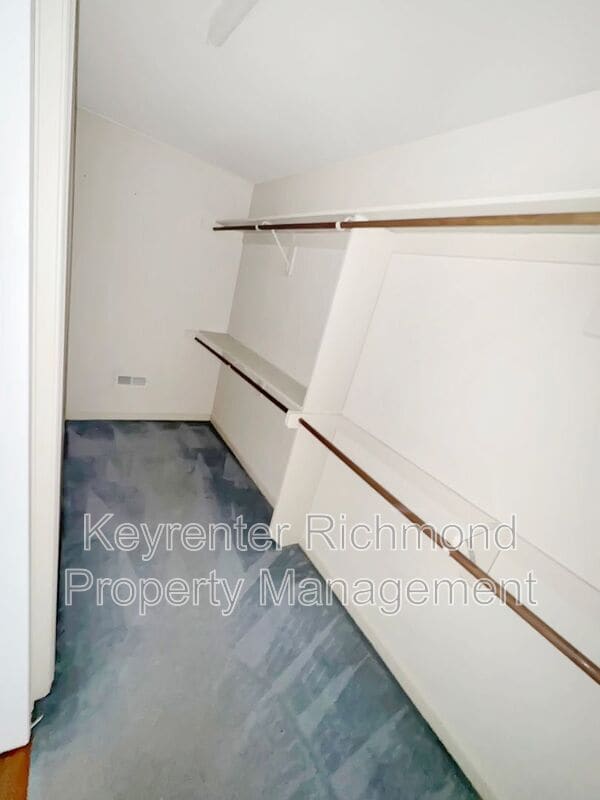 Building Photo - 2414 Irisdale Ave