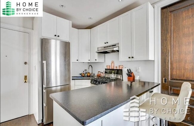 Building Photo - 0 bedroom in NEW YORK NY 10011