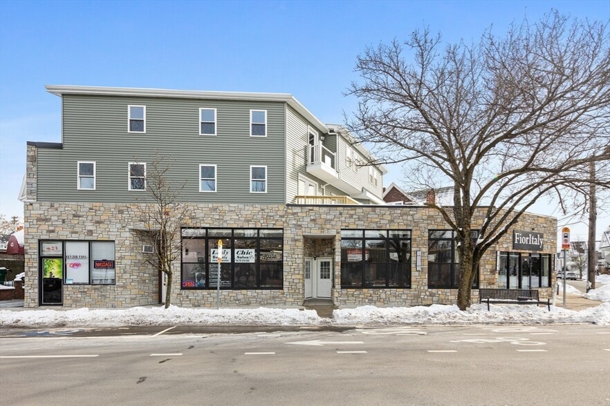 Building Photo - 421 Salem St