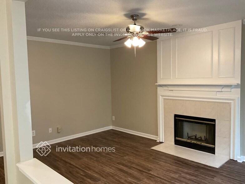 Building Photo - 8519 Glenbury Ct N