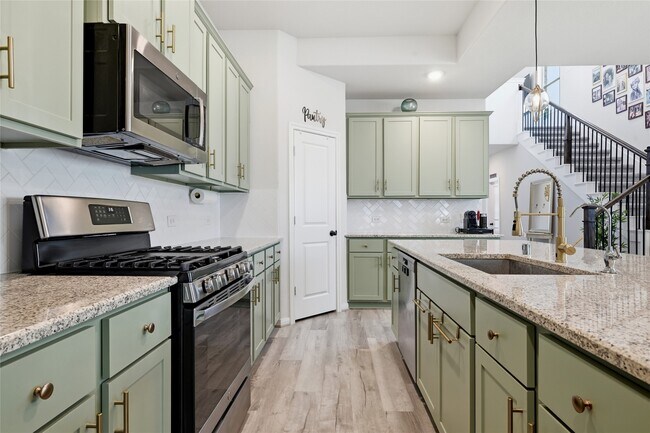 Building Photo - 31327 Sellers Terrace Dr