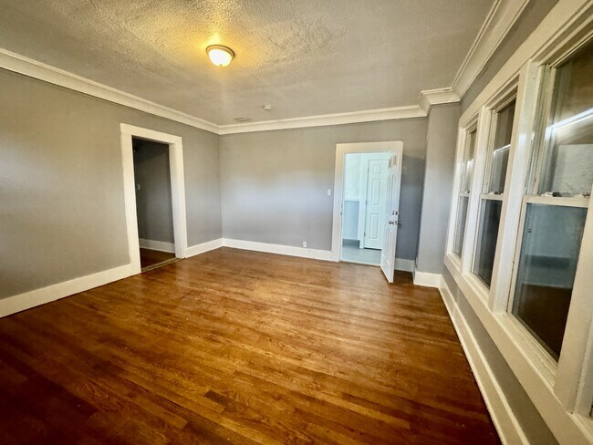 Building Photo - 8790 Kimberly Ct