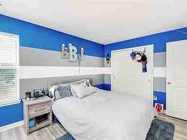 Building Photo - 8125 Lomas Pass