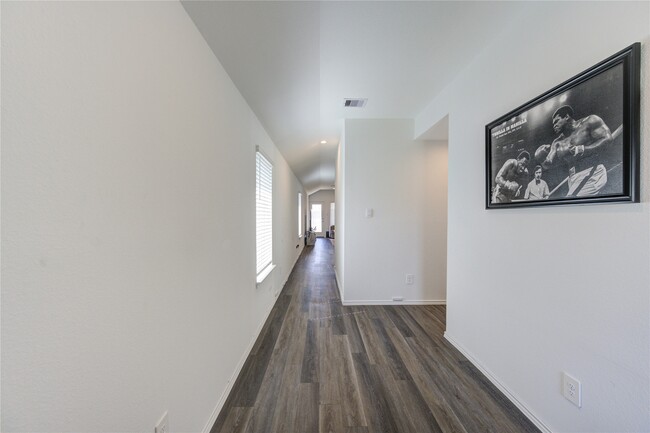 Building Photo - 5303 Creekstone Rise Ln