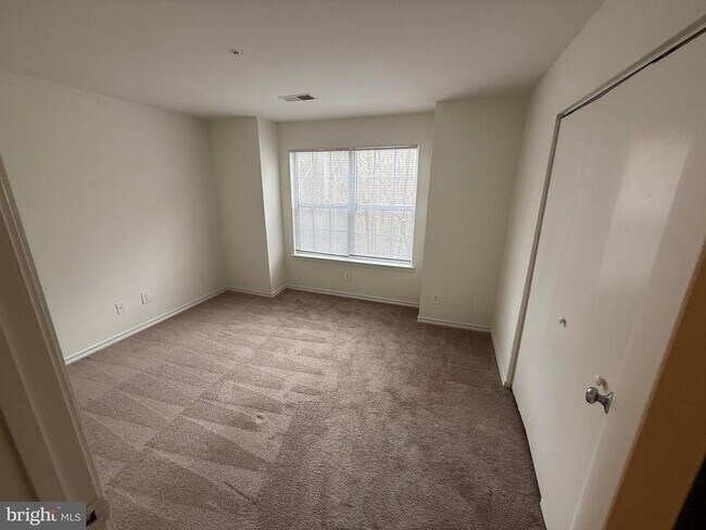 Building Photo - 18520 Boysenberry Dr