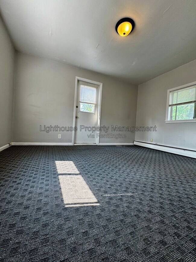 Building Photo - 1165 W Dale Ave