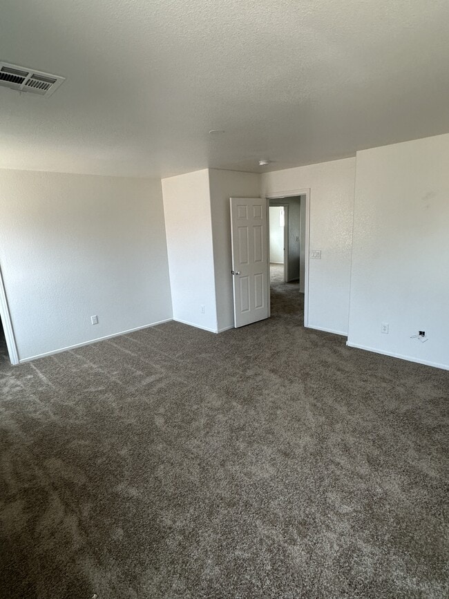Building Photo - 6529 Adonis Heights St