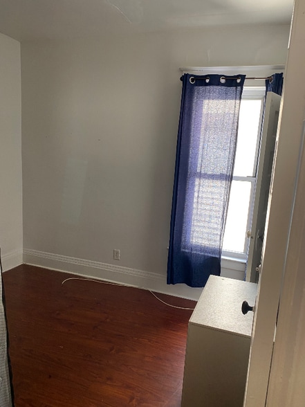 Building Photo - 1122 Willett St