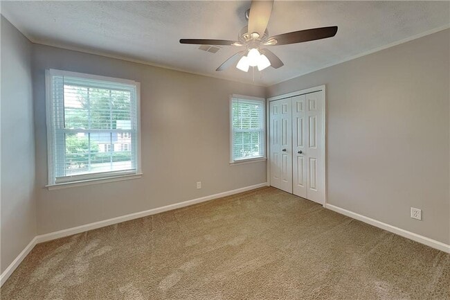 Building Photo - 115 Spring Ridge Ct