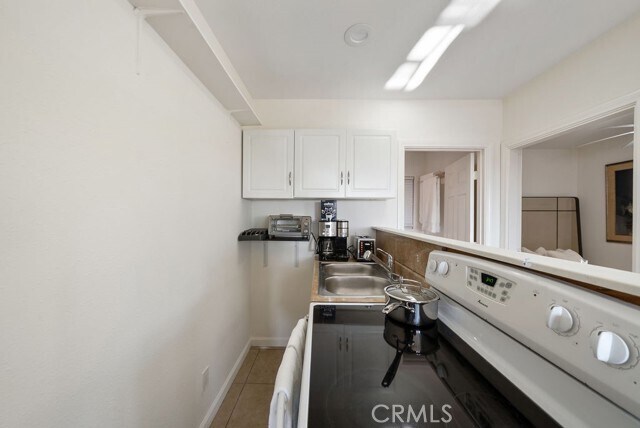 Building Photo - 640 S Coast Hwy