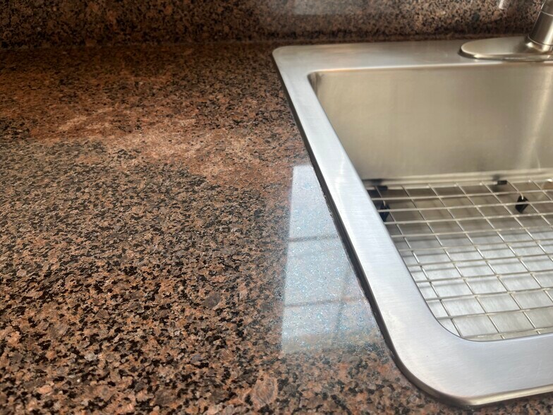 Building Photo - 1126 E Palmer Ave