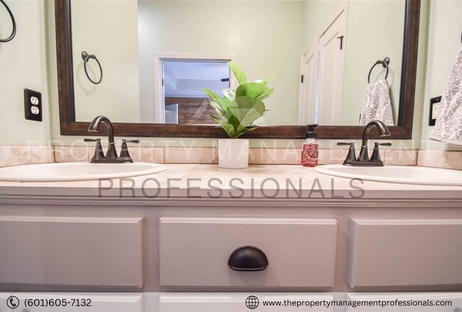 Building Photo - A wonderful home full of character!