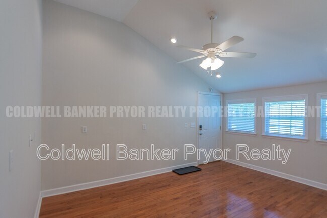 Building Photo - 4890 College Dr E