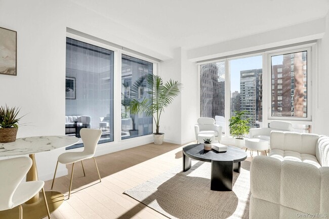 Building Photo - 138 E 50th St