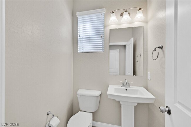 Building Photo - 719 Orchard Course Dr