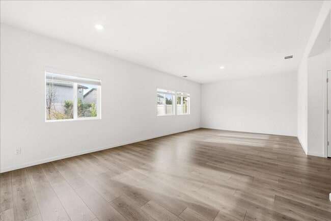 Building Photo - 3818 Fong Ranch Rd