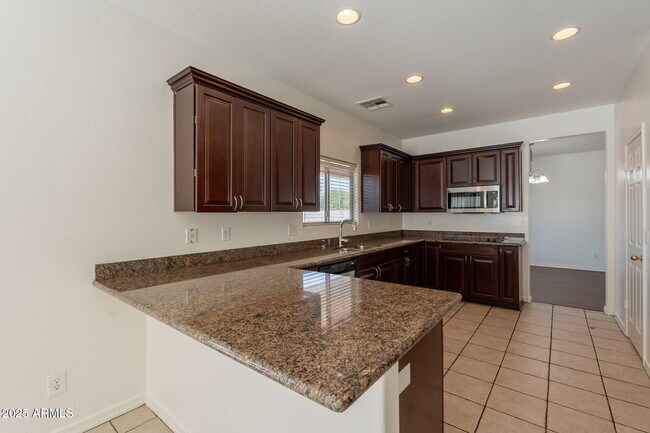 Building Photo - 17303 W Carmen Dr