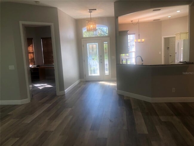 Building Photo - 5120 Highbury Cir