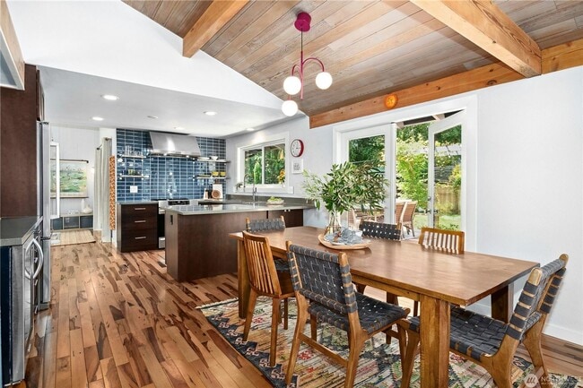 Building Photo - Bainbridge Island Home for Rent
