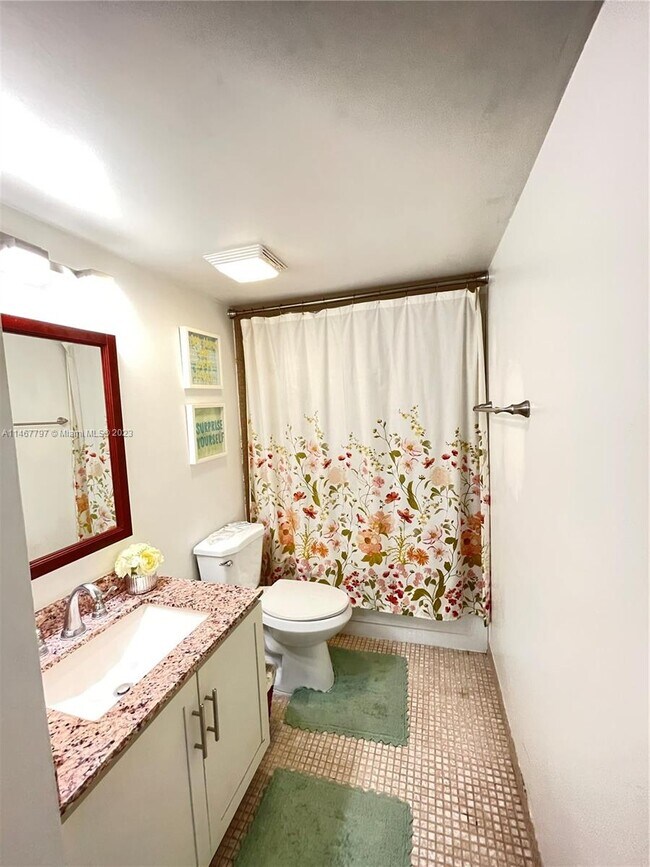 Building Photo - 8055 SW 21st Ct