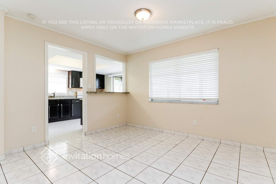 Building Photo - 1172 La Mesa Ave