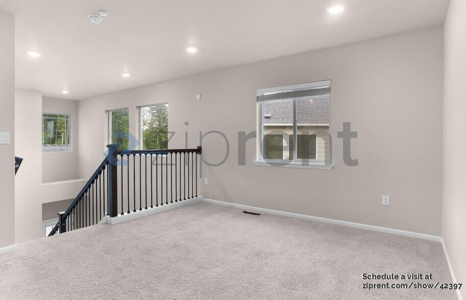 Building Photo - 23822 SE 289th Pl