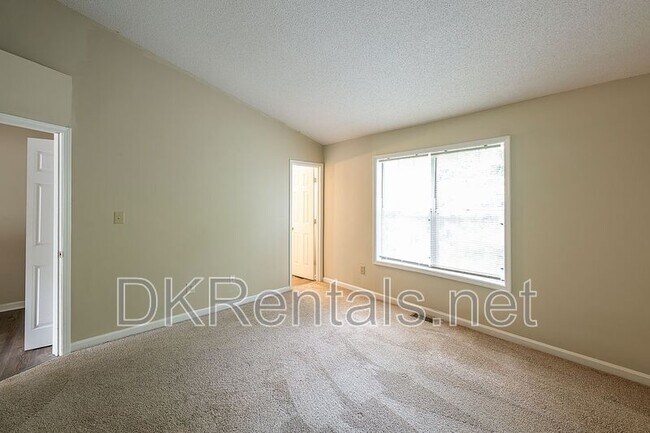 Building Photo - 3536 Kennesaw Station Dr
