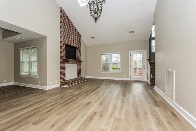 Building Photo - 4956 Alexis Dr