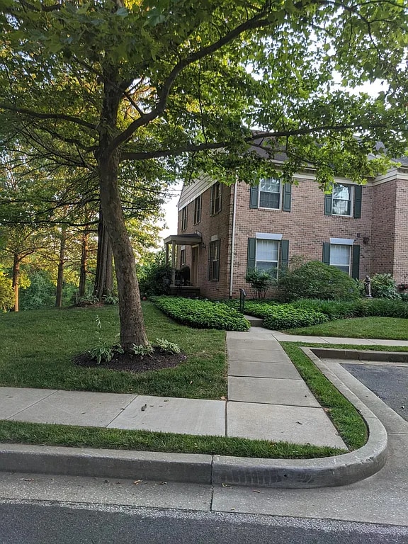 Building Photo - 152 English Run Cir